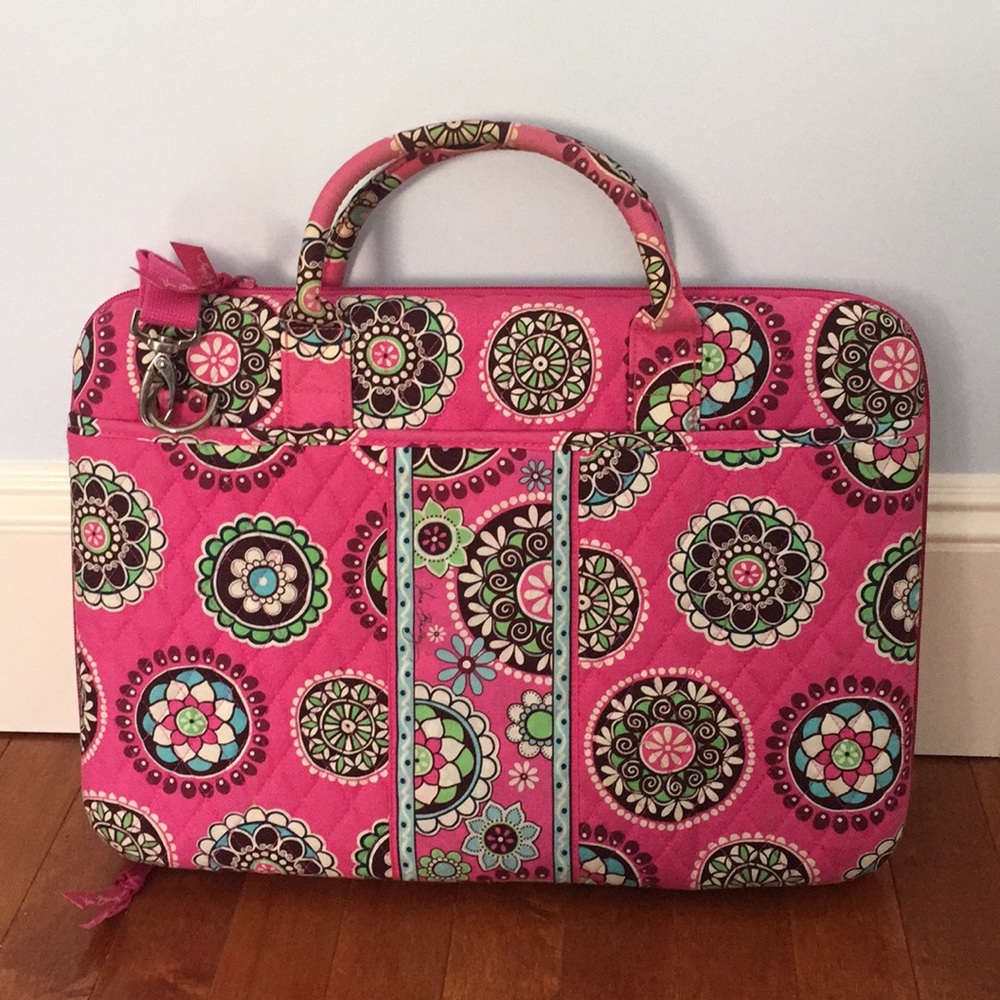 VERA BRADLEY pink laptop case